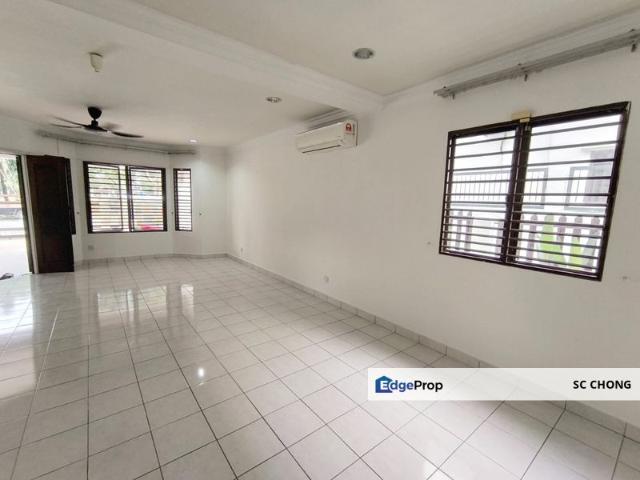 House for sale in Petaling, Damansara Damai