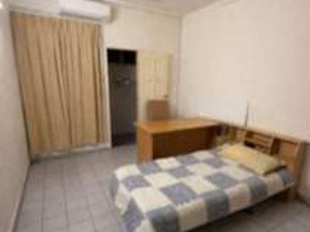 Room for rent in Petaling, Damansara Damai