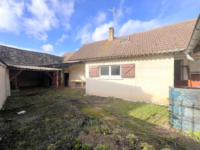 Maison vente à Dreux, Bû