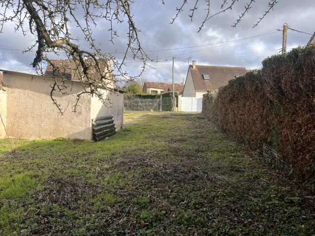 Maison vente à Dreux, Bû