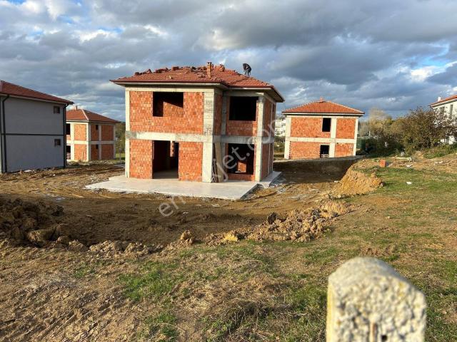 Kaynarca, Sakarya içerisinde satılık Bina