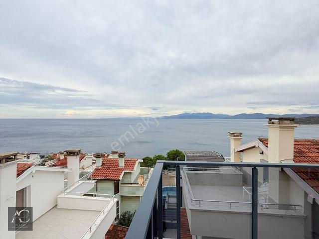 Kuşadası, Kuşadasi içerisinde satılık Villa