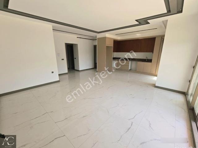 Kuşadasi, Aydin içerisinde satılık Residence