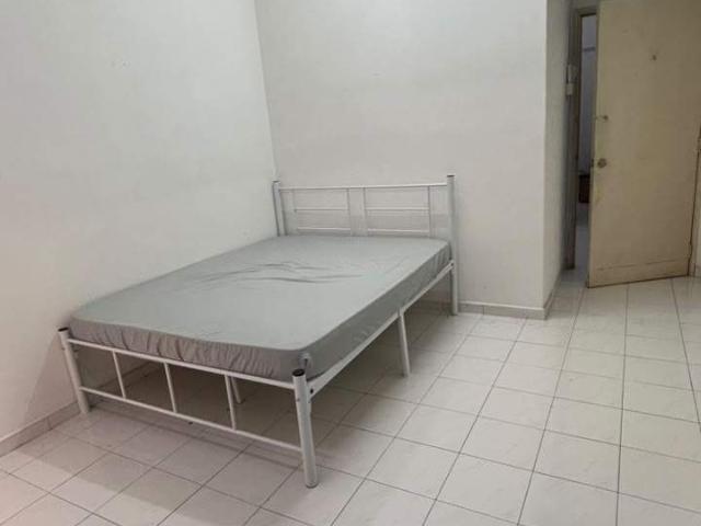 Room for rent in Petaling, Damansara Damai