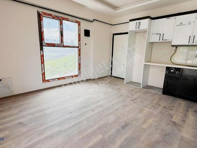 Buca, İzmir içerisinde satılık mülk