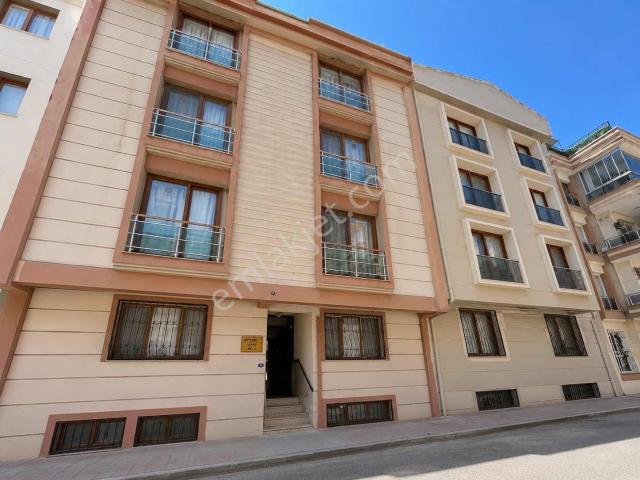 Buca, İzmir içerisinde satılık mülk