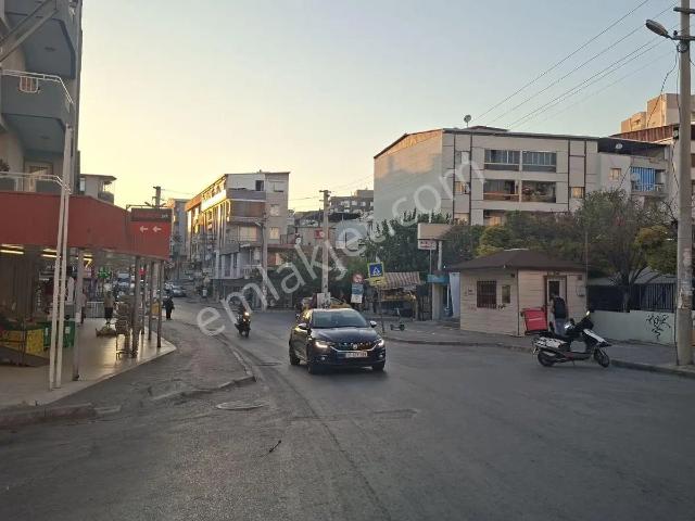 Yıldız Mahallesi, Buca içerisinde satılık Bina
