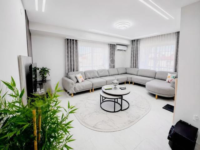 Buca, İzmir içerisinde satılık mülk