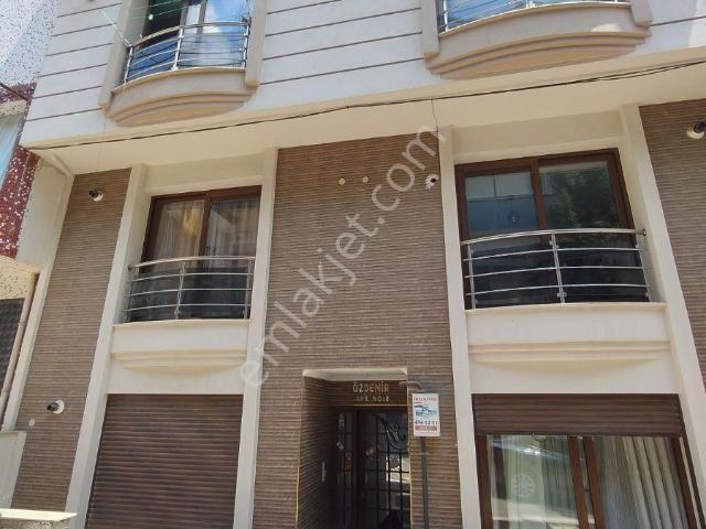 Buca, İzmir içerisinde kiralık mülk