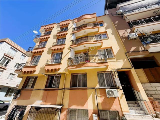 Buca, İzmir içerisinde kiralık mülk