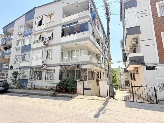 Buca, İzmir içerisinde satılık mülk