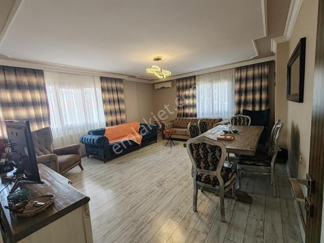 Buca, İzmir içerisinde satılık mülk