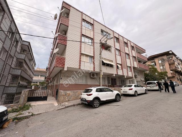 Barış Mahallesi, Buca içerisinde kiralık mülk