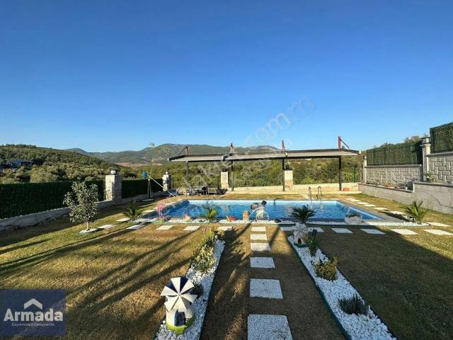 Buca, İzmir içerisinde satılık Villa
