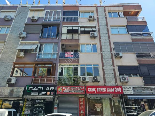 Buca, İzmir içerisinde satılık mülk