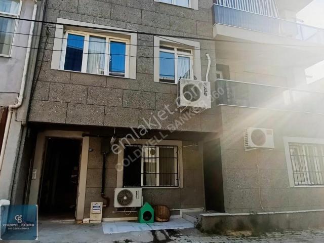 Buca, İzmir içerisinde satılık mülk