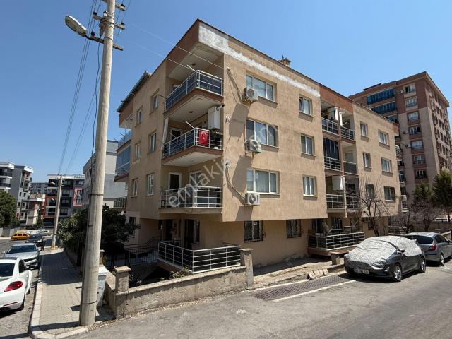Buca, İzmir içerisinde satılık mülk