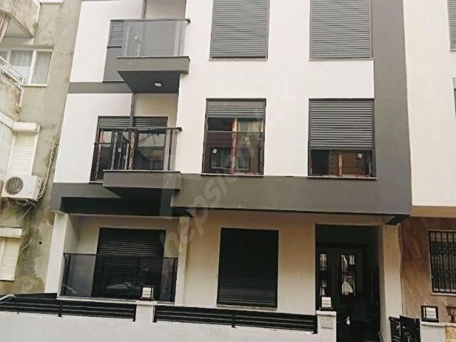 Buca, İzmir içerisinde satılık mülk