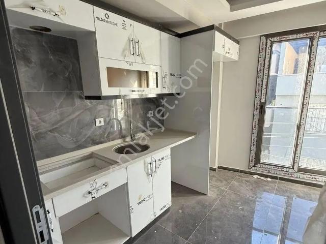 Buca, İzmir içerisinde satılık mülk