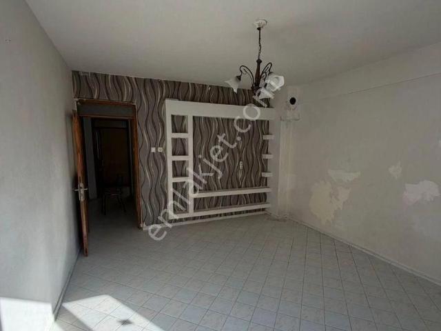 Buca, İzmir içerisinde kiralık mülk