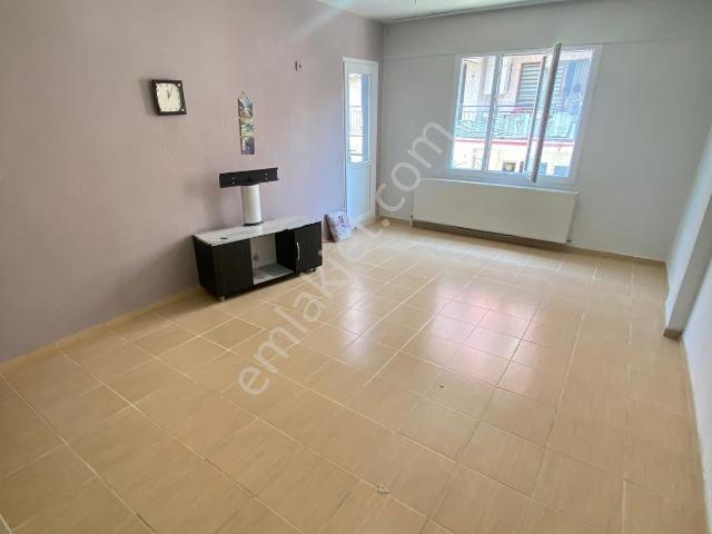 Buca, İzmir içerisinde kiralık mülk