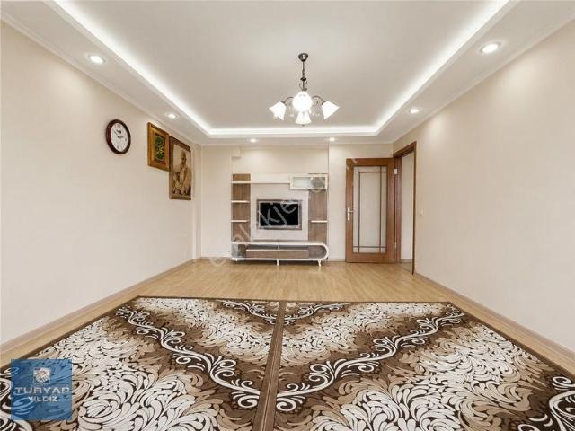 Fırat Mahallesi, Buca içerisinde satılık mülk