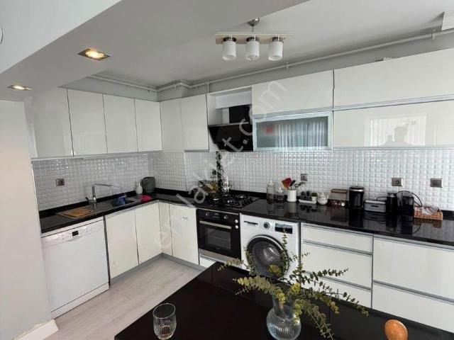 Fırat Mahallesi, Buca içerisinde kiralık mülk