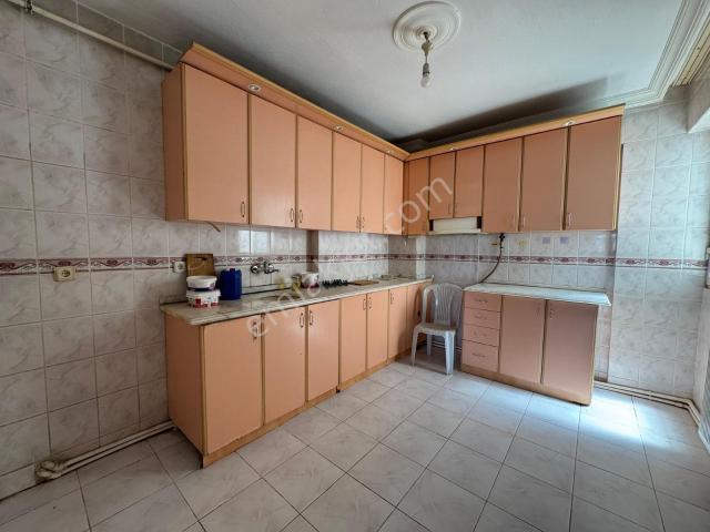 Buca, İzmir içerisinde kiralık mülk