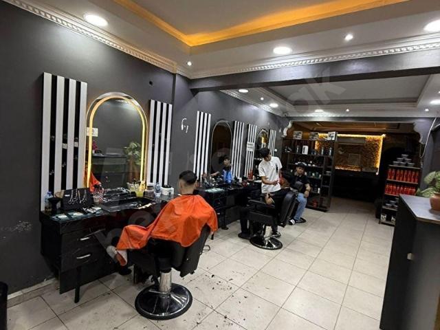 Buca, İzmir içerisinde satılık Dükkan