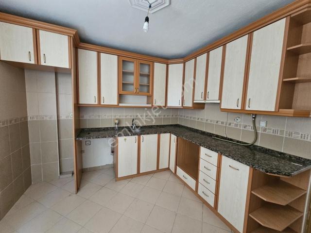 Buca, İzmir içerisinde satılık mülk