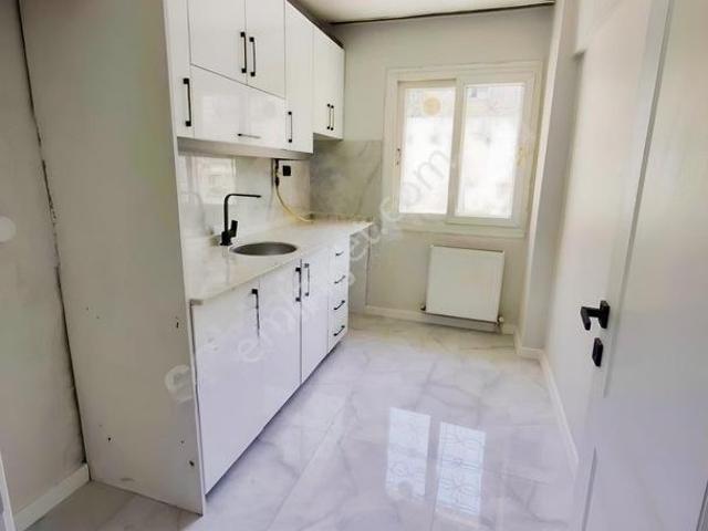 Buca, İzmir içerisinde satılık mülk