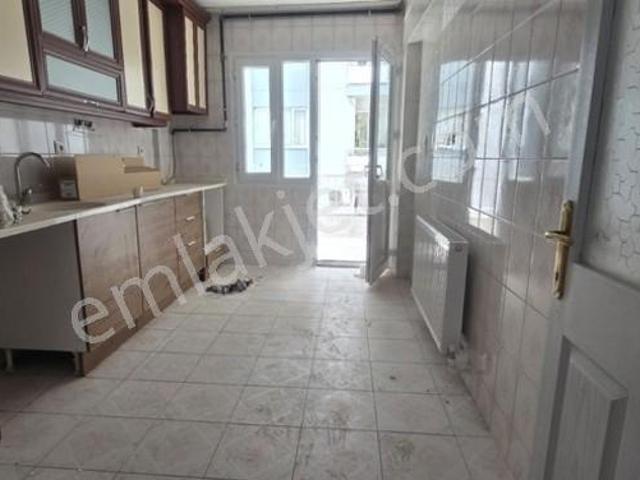 Yeşilbağlar Mahallesi, Buca içerisinde kiralık mülk