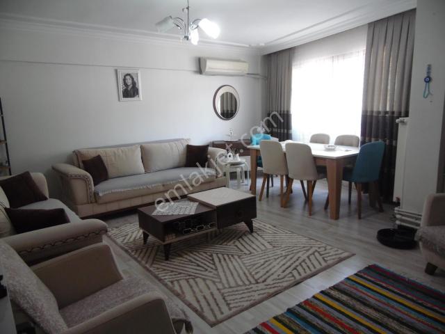 Buca, İzmir içerisinde satılık mülk