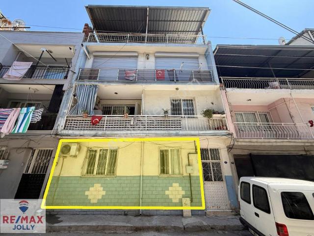 Buca, İzmir içerisinde satılık mülk
