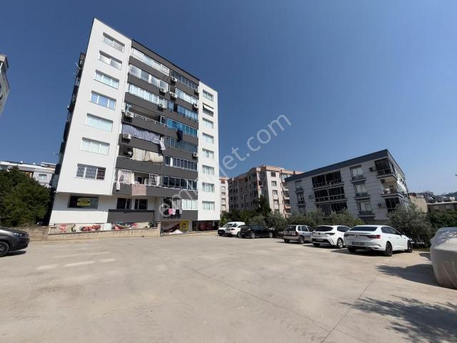 Buca, İzmir içerisinde satılık mülk