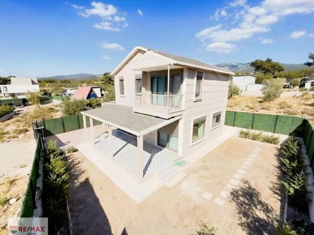 Yıldızlar Mahallesi, Buca içerisinde satılık Villa
