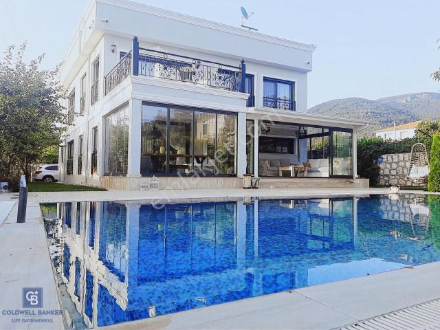 Buca, İzmir içerisinde satılık Villa