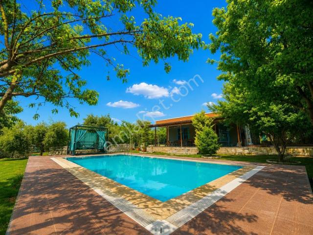 Buca, İzmir içerisinde satılık Villa
