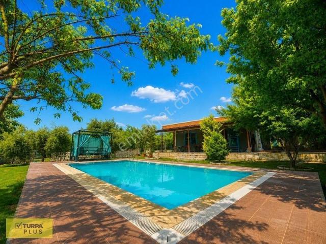 Buca, İzmir içerisinde satılık Villa