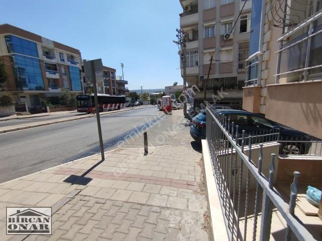 Menderes Mahallesi, Buca içerisinde satılık mülk