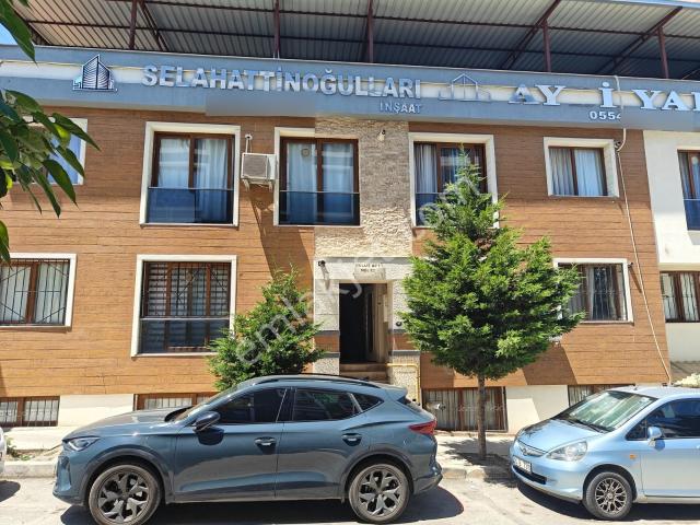 Buca, İzmir içerisinde satılık mülk