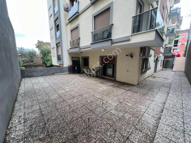 Buca, İzmir içerisinde satılık mülk