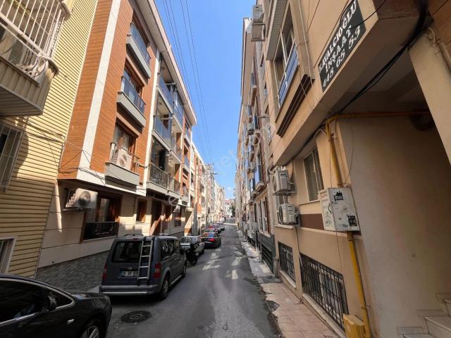 Buca, İzmir içerisinde satılık mülk