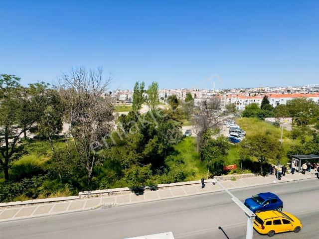 Buca, İzmir içerisinde kiralık mülk