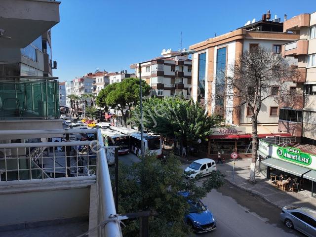 Vali Rahmi Bey Mahallesi, Buca içerisinde kiralık mülk