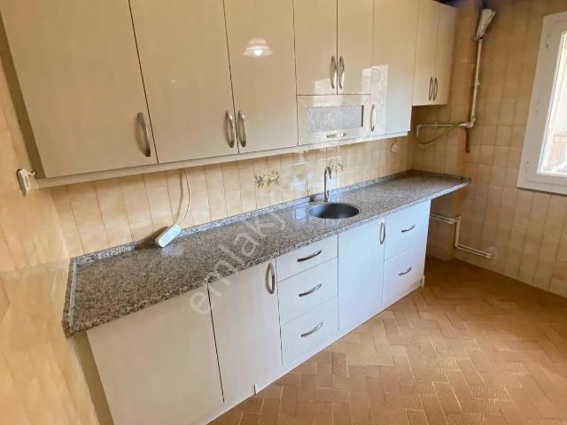 Buca, İzmir içerisinde kiralık mülk