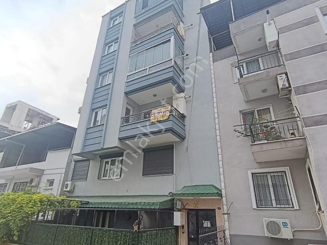Menderes Mahallesi, Buca içerisinde kiralık mülk
