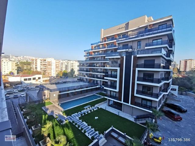 Buca, İzmir içerisinde satılık mülk