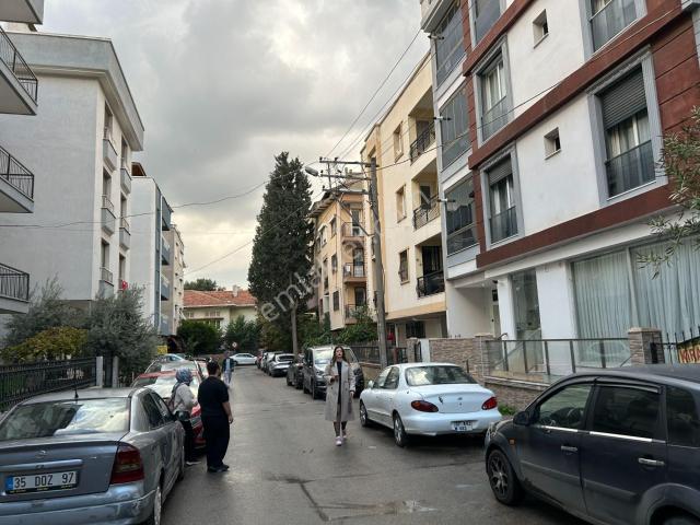 Buca, İzmir içerisinde satılık mülk