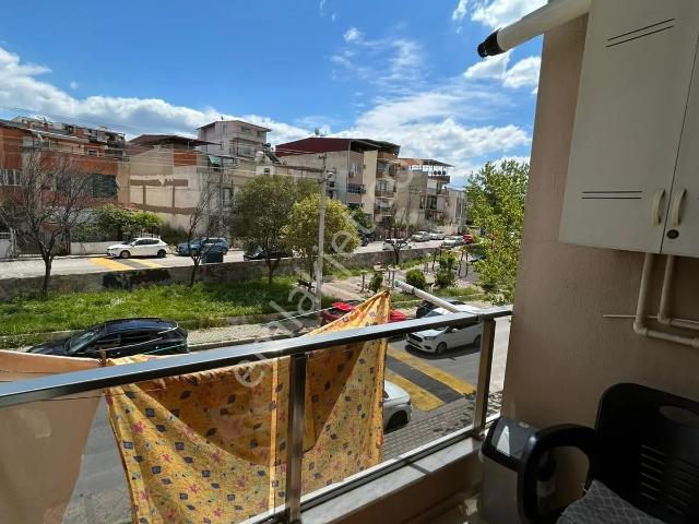 Buca, İzmir içerisinde satılık mülk